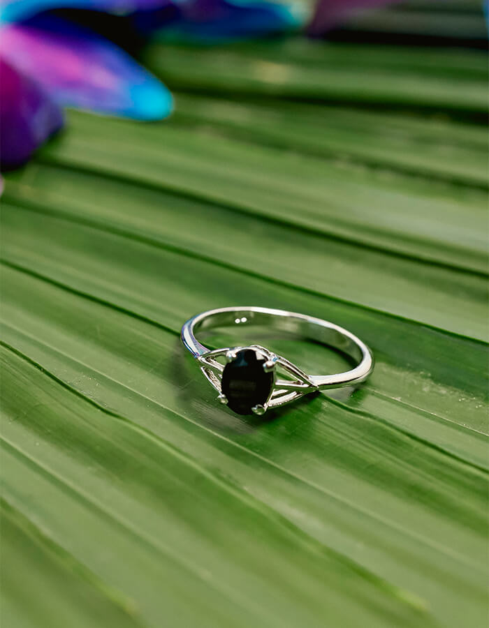 CLASSIC BLACK STUD RING 92.5 SILVER