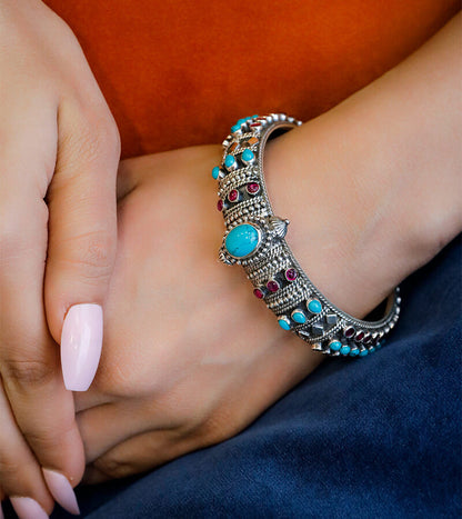 TANVIKA BRACELET 92.5 SILVER