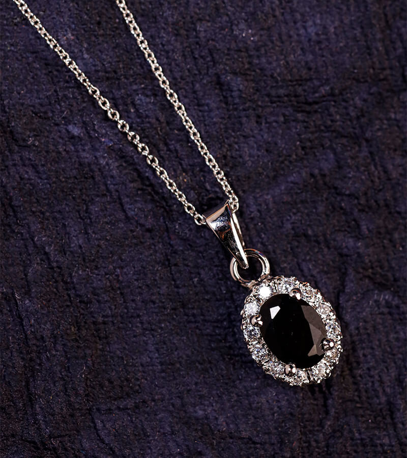 ZIRCON BLACK ONYX PANDANT WITH LINK CHAIN 92.5 SILVER