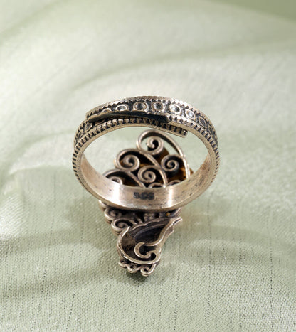 TRISHIKA COLLECTION RING 92.5 SILVER